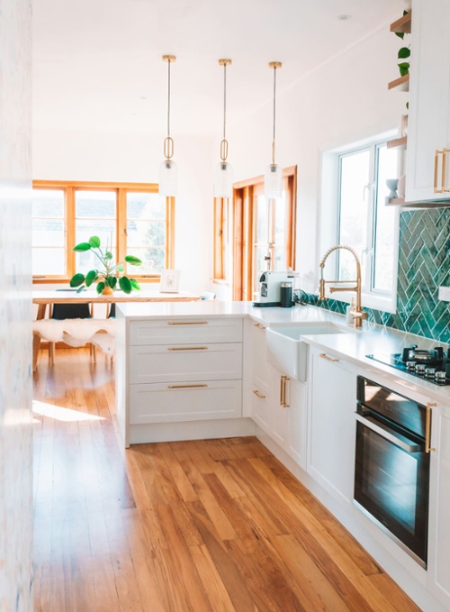 Kitchen_Vertical_True Construction and Renovation-1